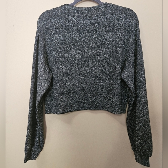 NWT Divided Women's Size S Metalic Black Cropped Sweater - Picture 2 of 4